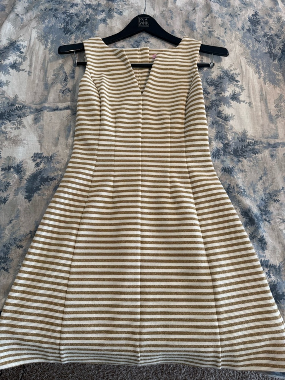Lily Pulitzer Brielle Fit and Flare, Gold and Cream. Size Small. EUC - Picture 7 of 8